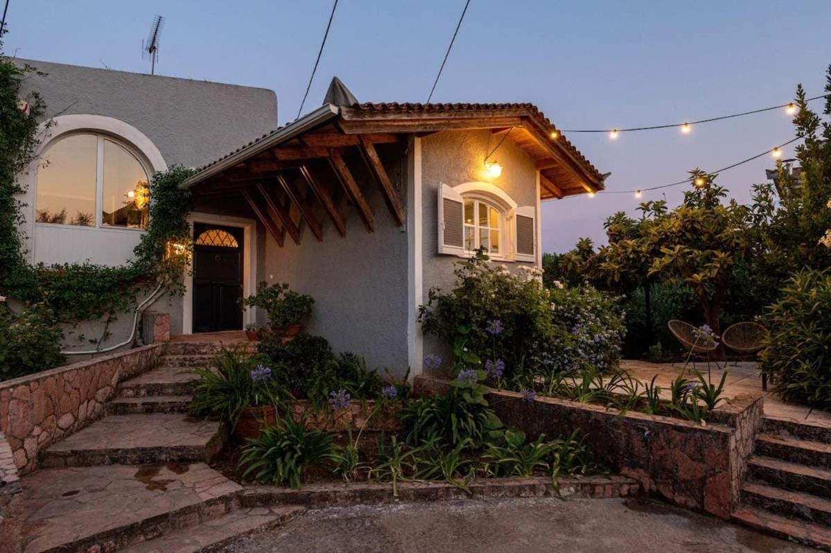 Serene Seaside Bliss - Lush & Secluded Garden Oasis Kalamata Extérieur photo